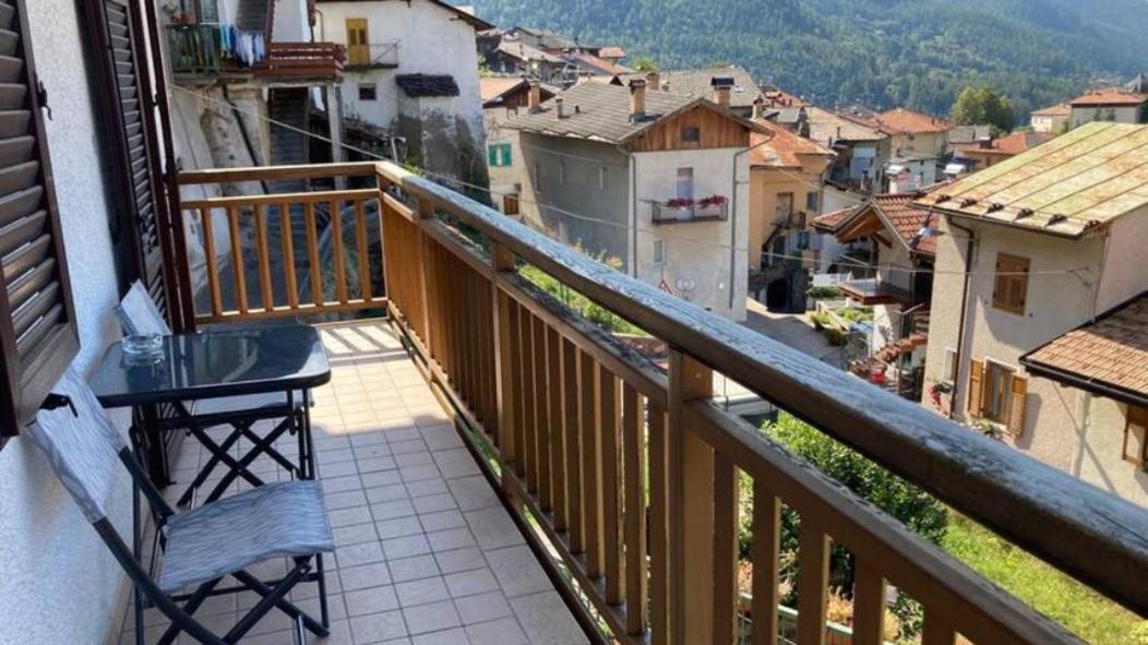 Apt. Bella Vista Nel Cuore Della Valle Di Cembra. 세곤차노 외부 사진